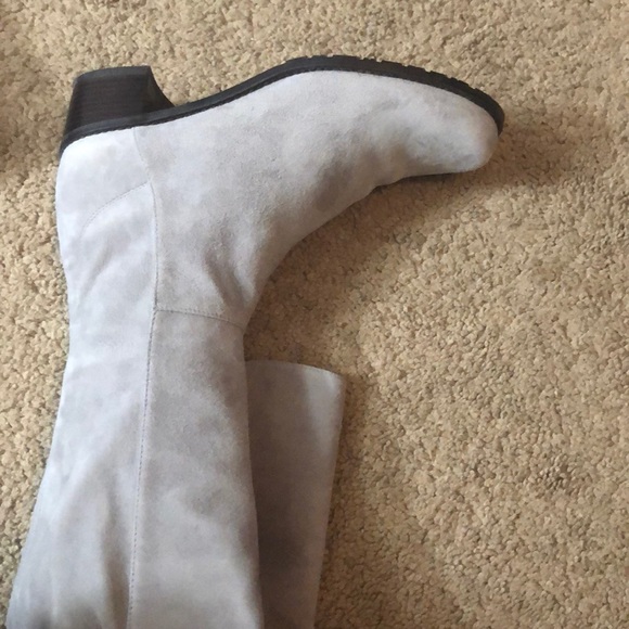 Stuart Weizman 5050 Stretch Suede Boots - Picture 3 of 6